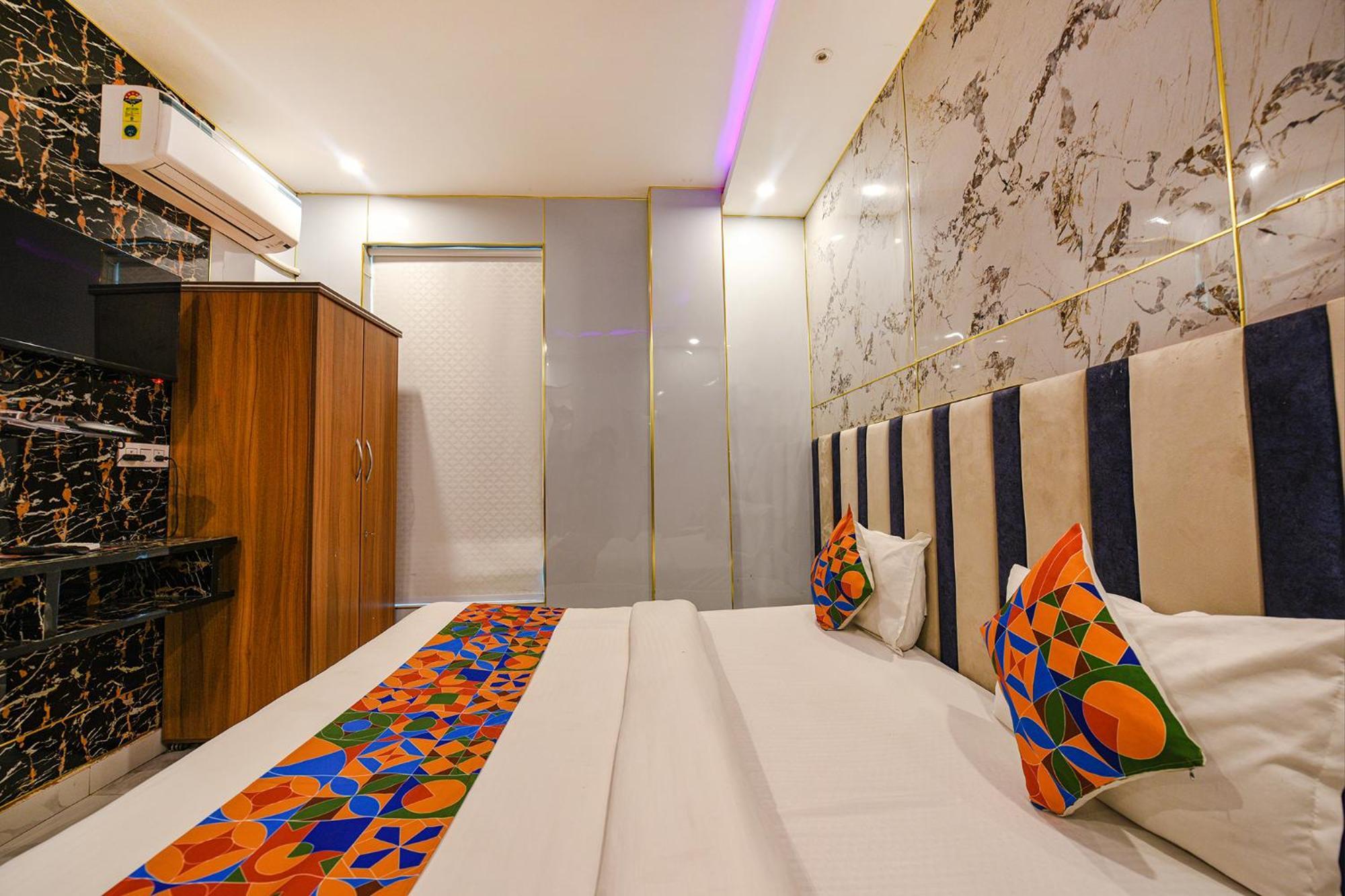Fabhotel The Dreams Kharar Buitenkant foto
